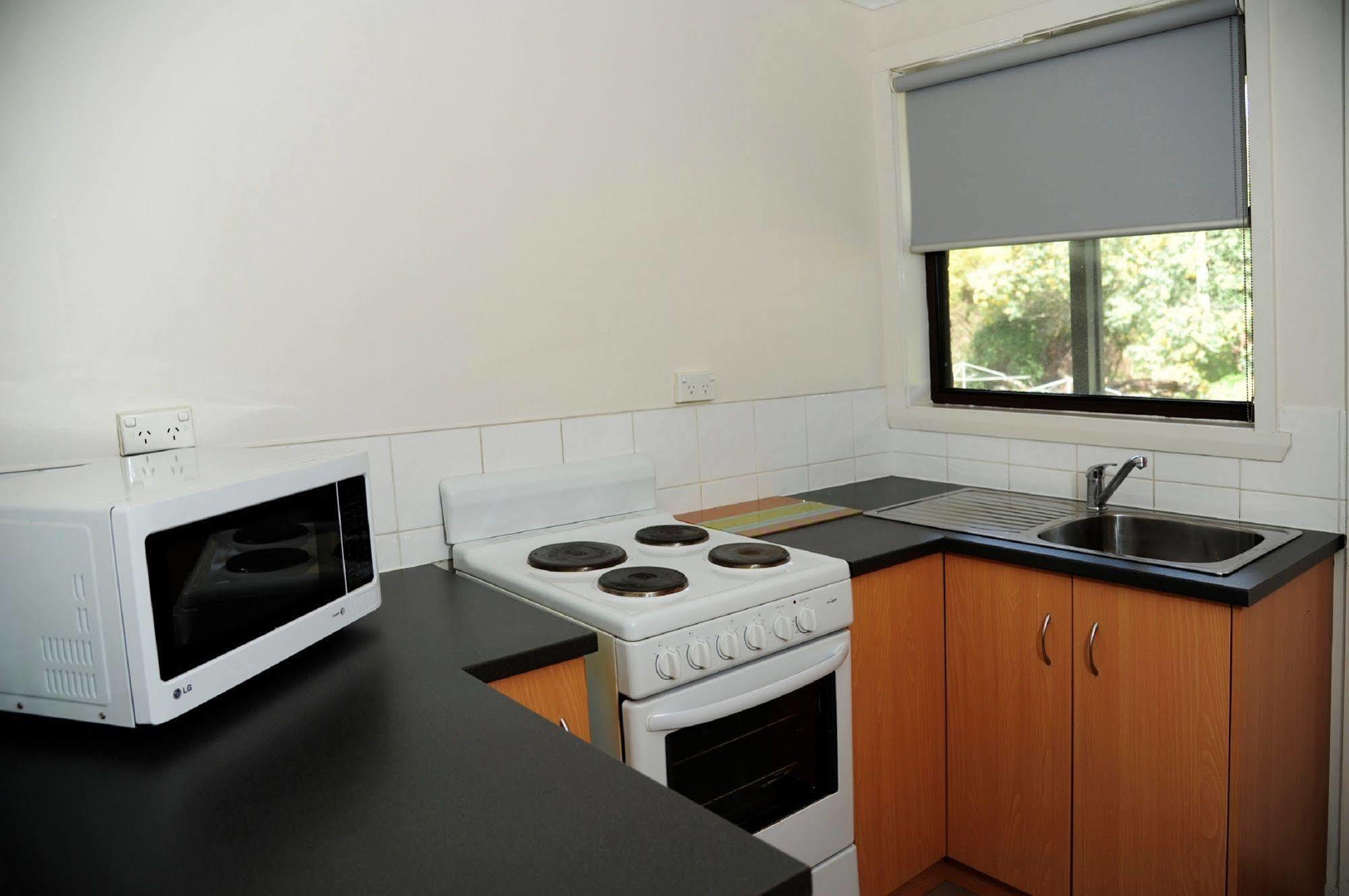 Tamar River Aparthotel 3*